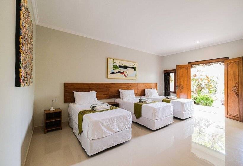 Отель Poinciana Resort Bali
