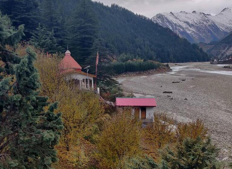 בית מלון כפרי Prakritithe Retreat