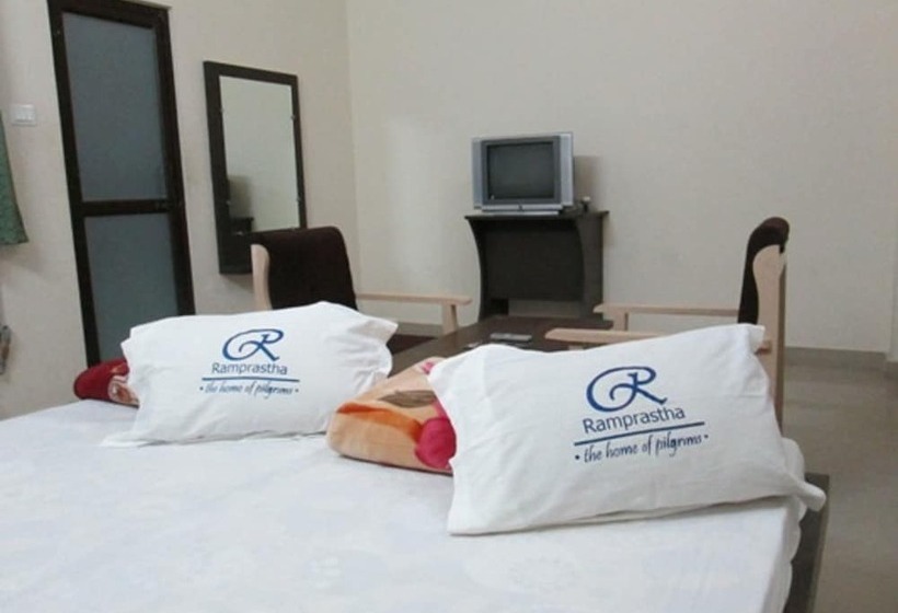 ホテル Ramprastha