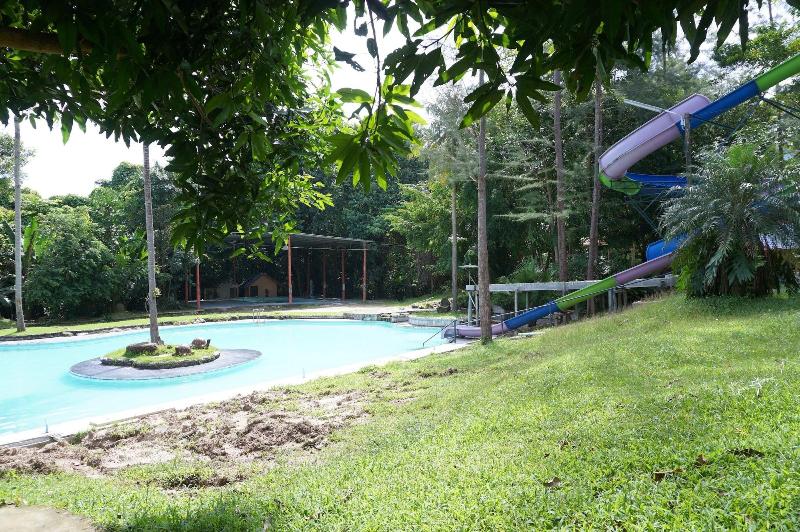 בית מלון כפרי Ranong Resort & Laguna