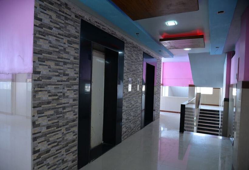 Отель Ravi Teja