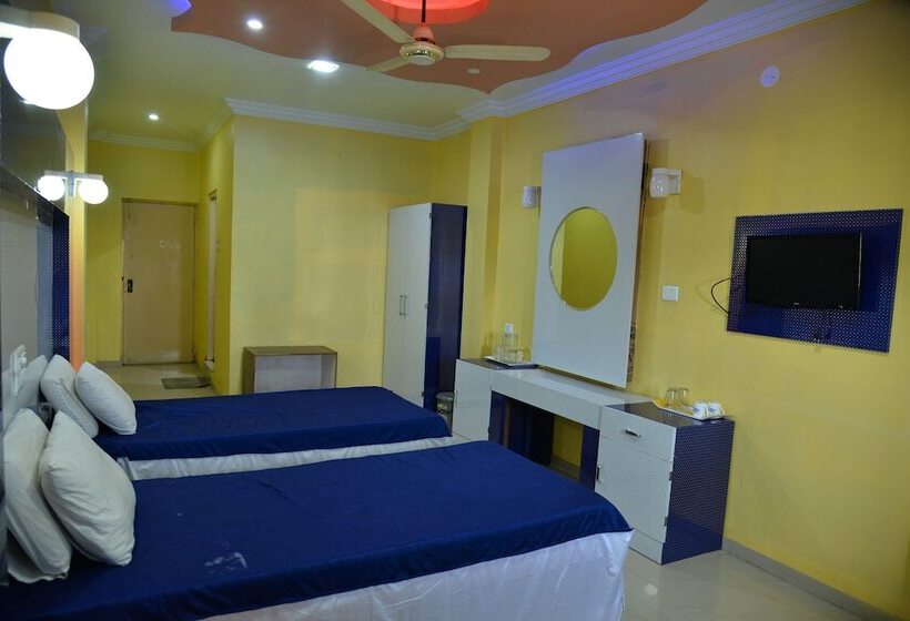 Отель Ravi Teja