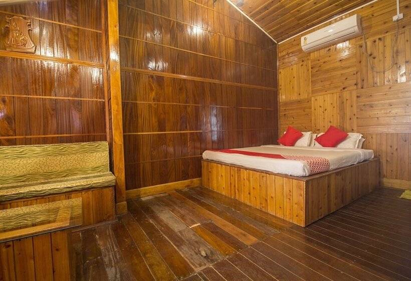 ホテル Resort Gorumara Nest By Oyo Rooms