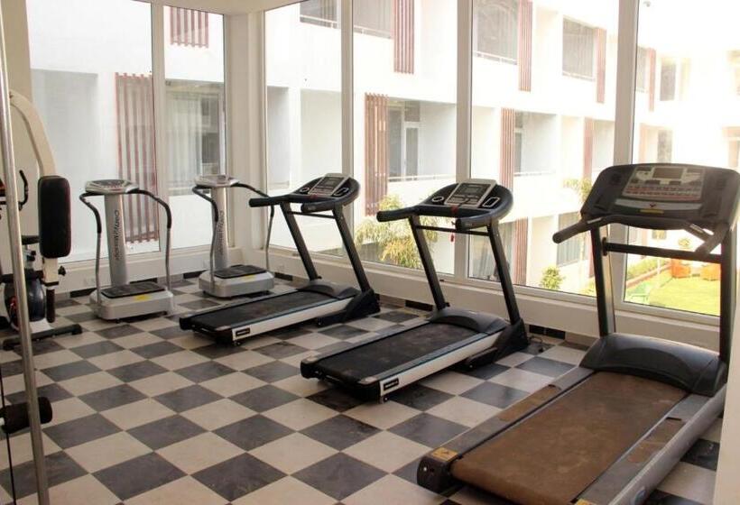 Saaral Resorts & Hotels Pvt Ltd