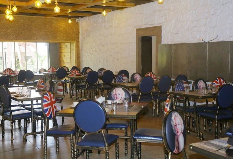 فندق Sai River Resort