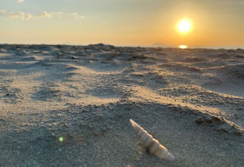 בית מלון כפרי Sangthong Andaman Resort