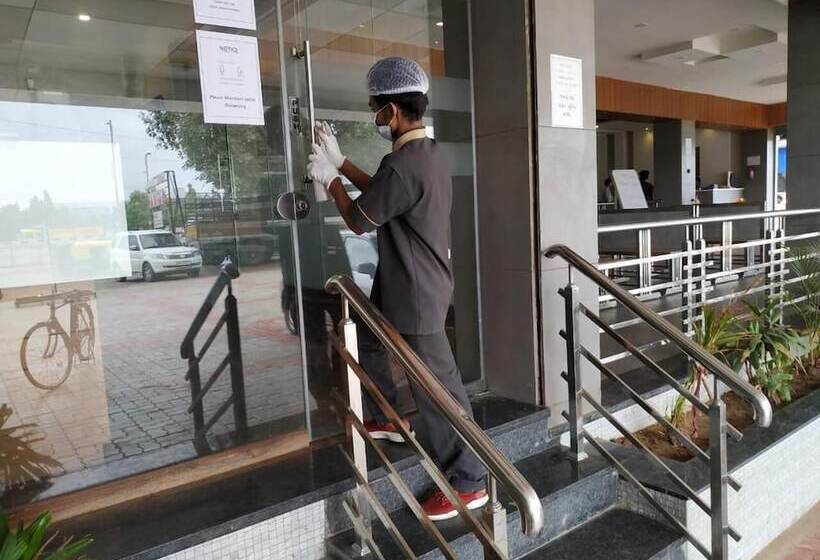 בית מלון כפרי Satkar Chhatral