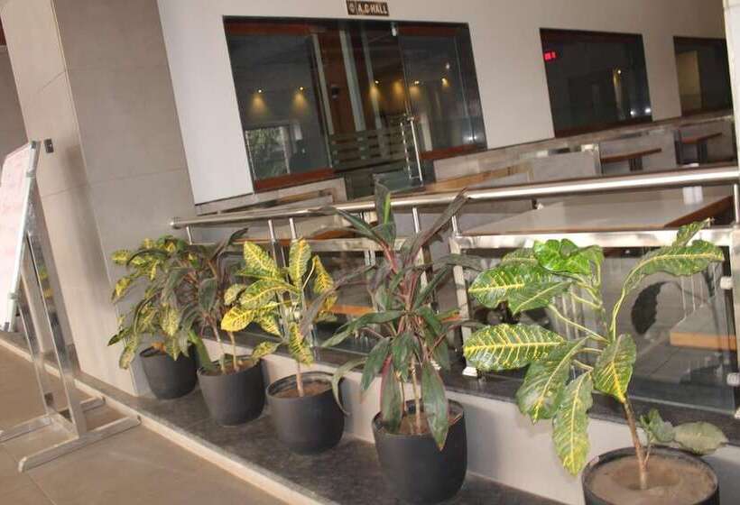 בית מלון כפרי Satkar Chhatral