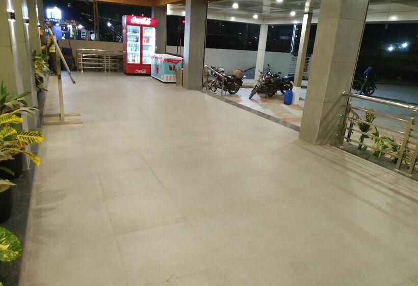 בית מלון כפרי Satkar Chhatral