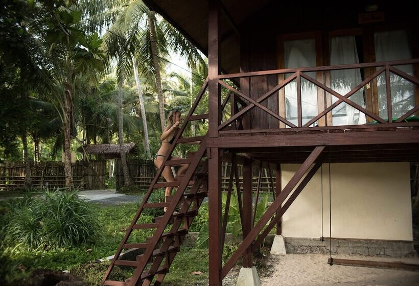 ホテル Simeulue Surflodges