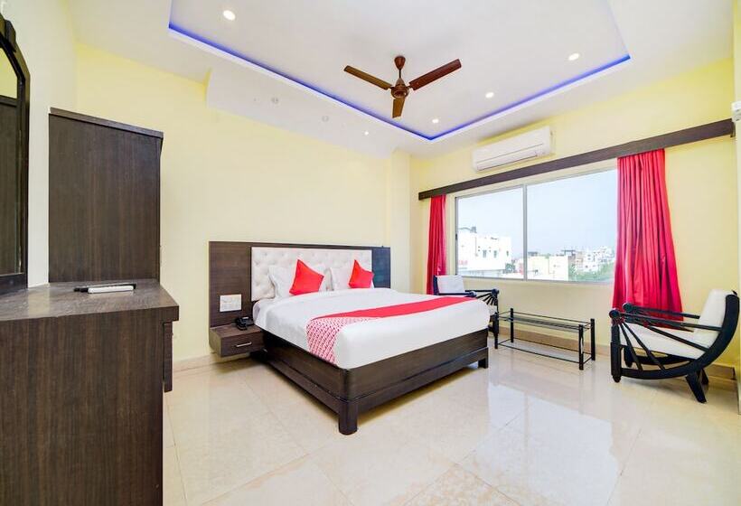 호텔 Srs Regency By Oyo Rooms