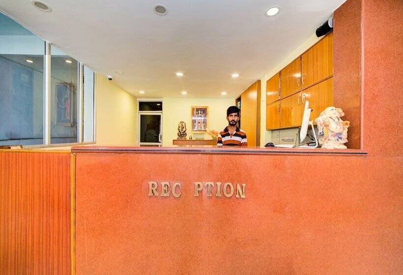 호텔 Srs Regency By Oyo Rooms