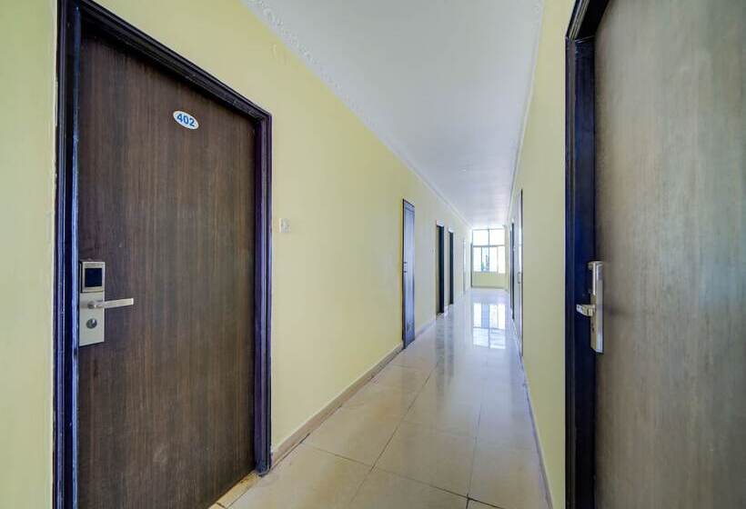 호텔 Srs Regency By Oyo Rooms