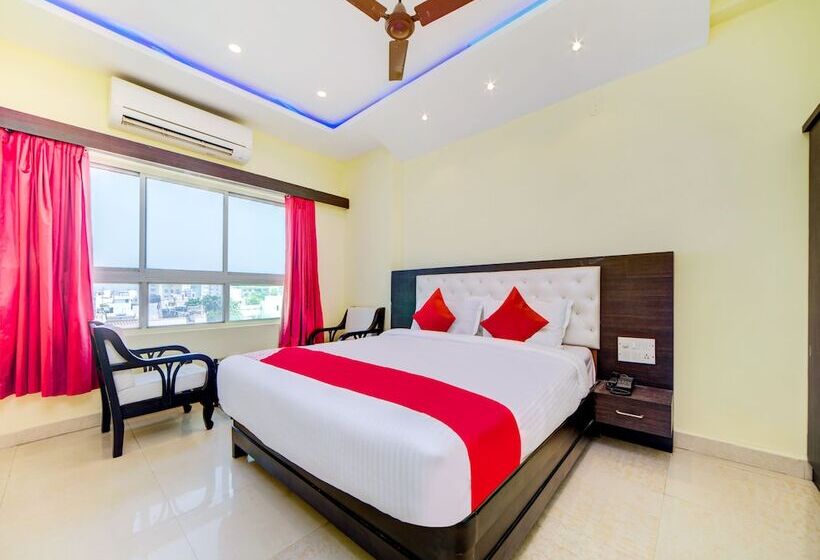 בית מלון כפרי Srs Regency By Oyo Rooms