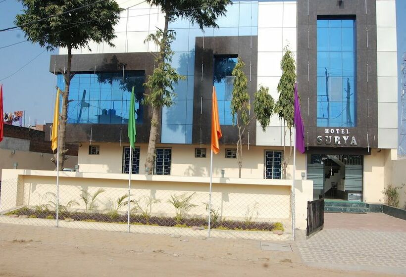 בית מלון כפרי Surya