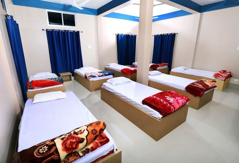 فندق Tesco Resort