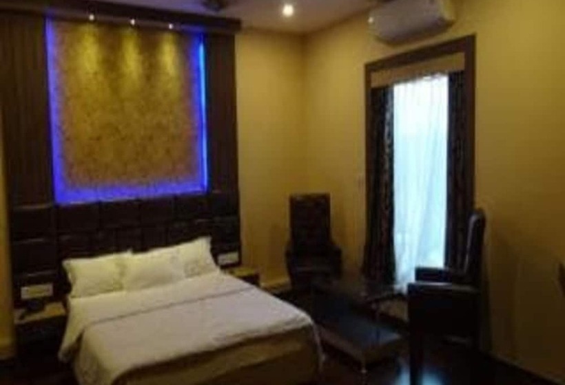 ホテル The Bliss International