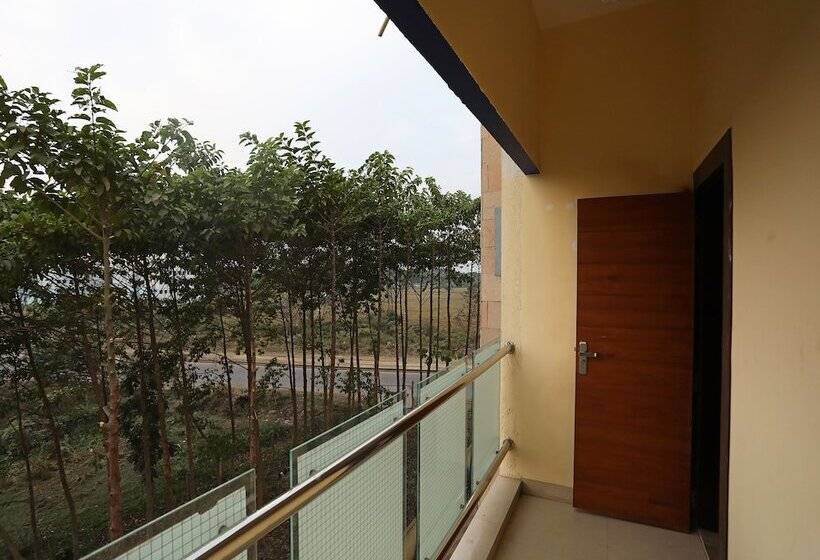 ホテル The Dolphin Palace By Oyo Rooms