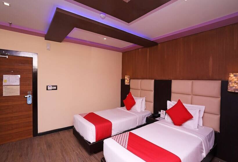 ホテル The Dolphin Palace By Oyo Rooms