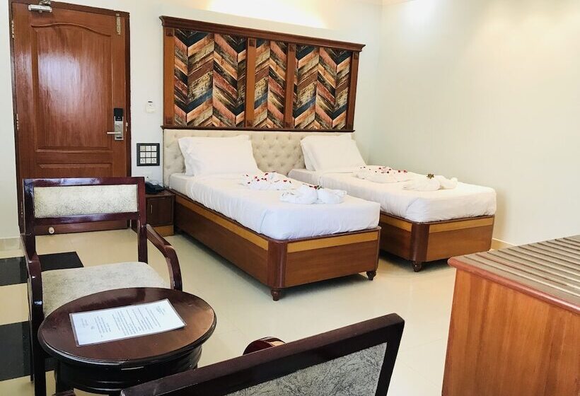 בית מלון כפרי Naveed Residency