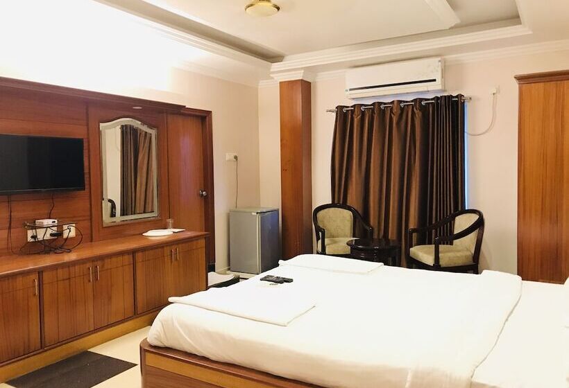 בית מלון כפרי Naveed Residency