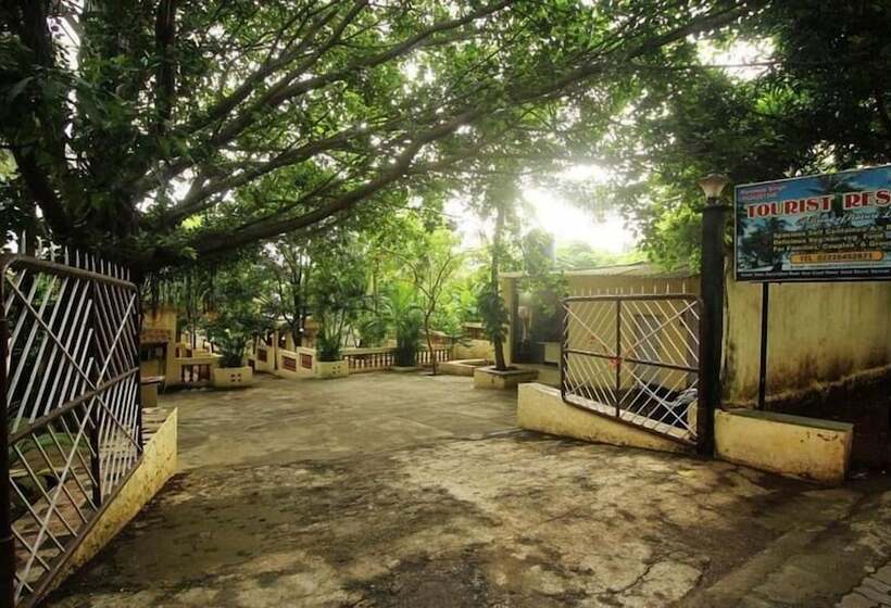 فندق Tourist Resort