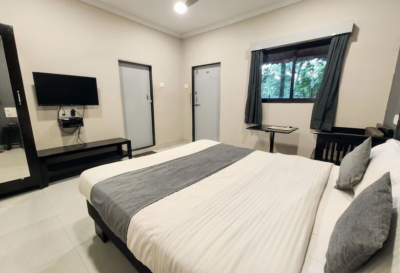 فندق Tourist Resort