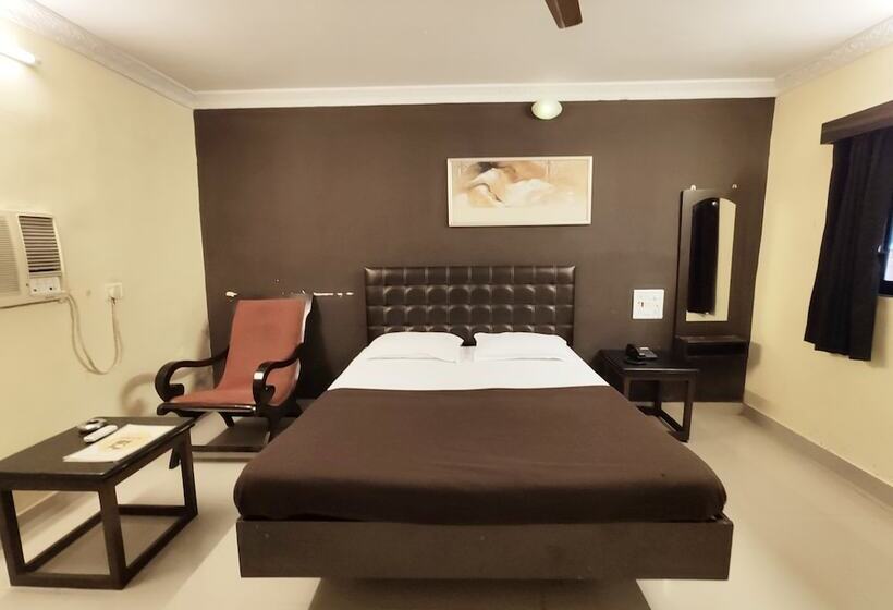 فندق Tourist Resort