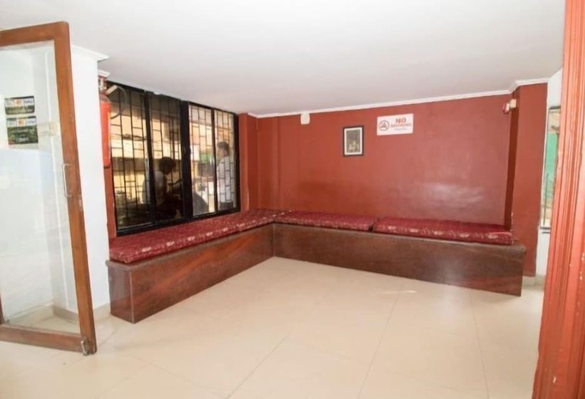 Hotel Travellers Inn