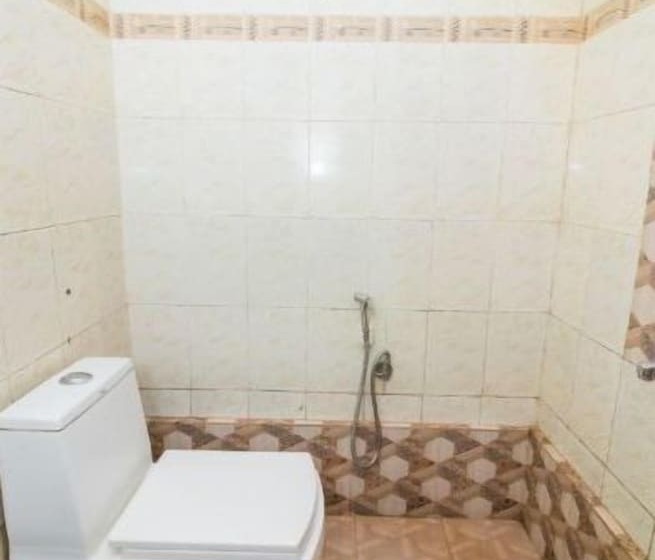 Hotel Travellers Inn