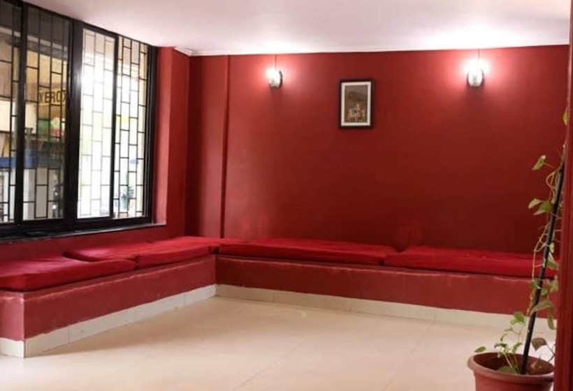 Hotel Travellers Inn