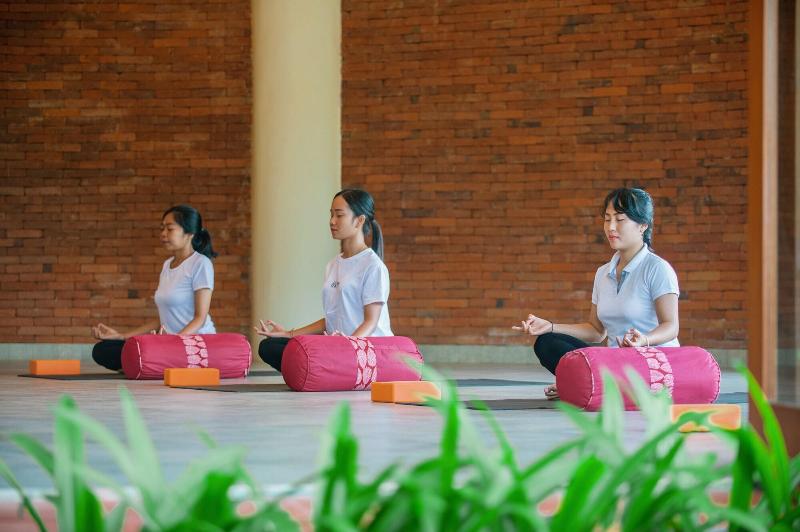 בית מלון כפרי Uma Dawa Resort And Spa