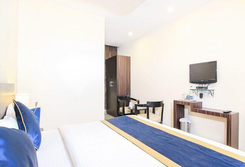 ホテル Una Comforts Exotica