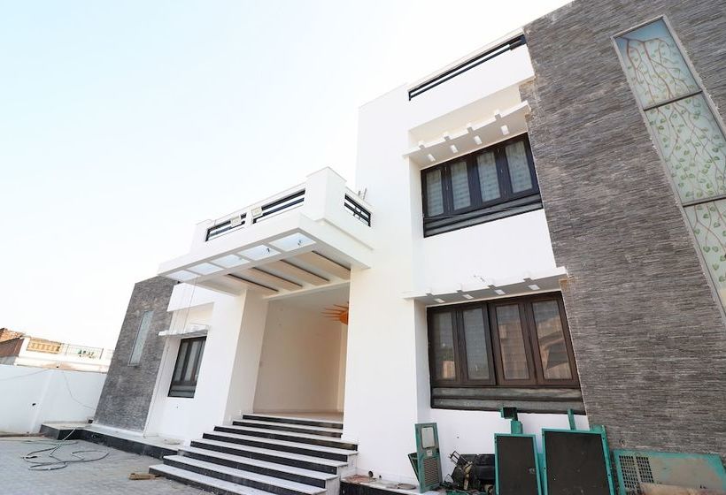 Отель Utkarsh Villa