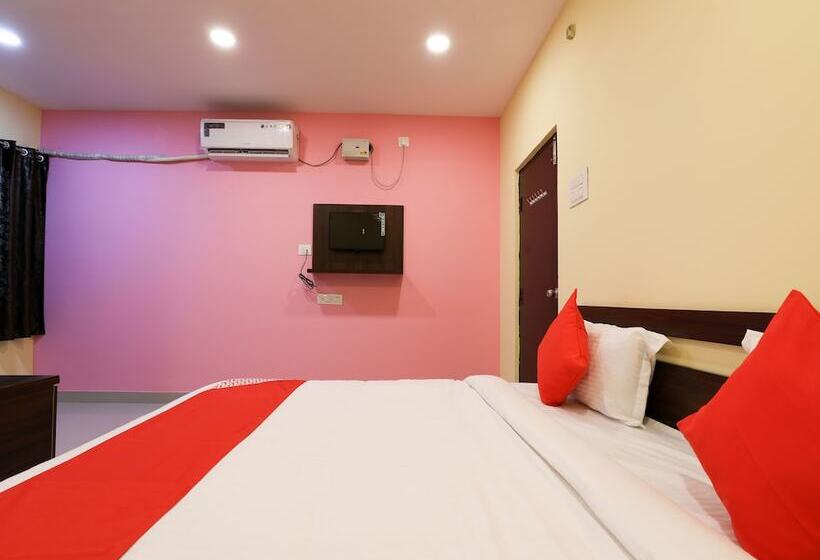 ホテル Virat Residency By Oyo Rooms