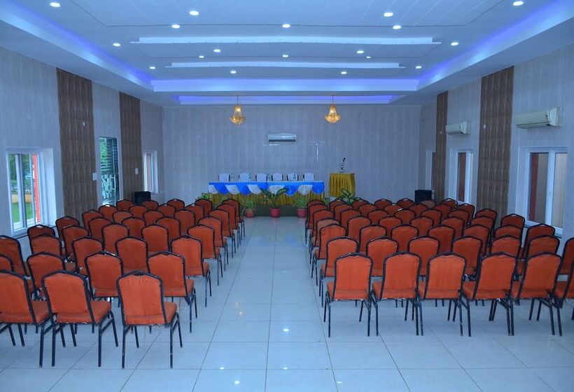 호텔 Vishal Prakruthi Resorts