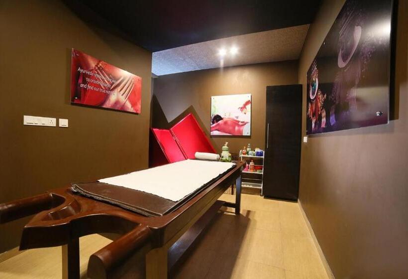 Отель Vivera Grande