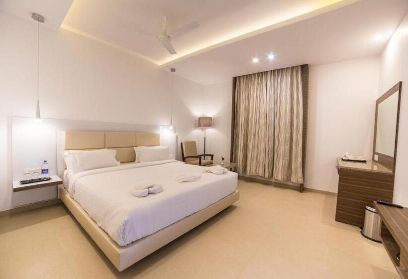 Отель Vivera Grande