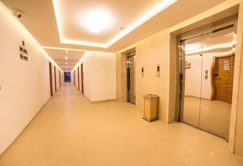 Отель Vivera Grande