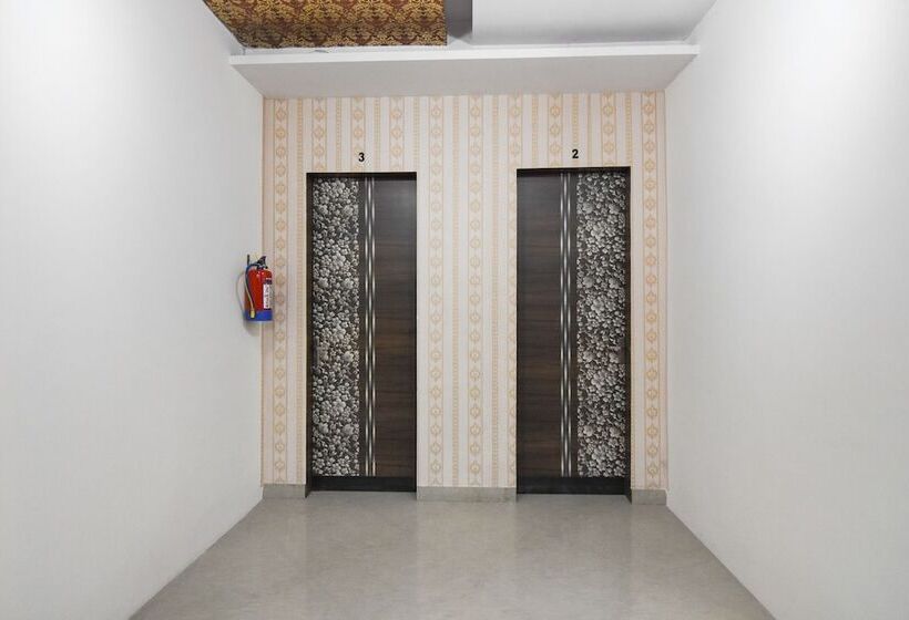 Отель Yuvraj Residency By Oyo Rooms