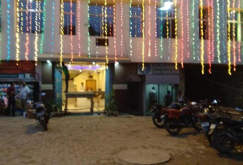 בית מלון כפרי Zero Mile Rooms