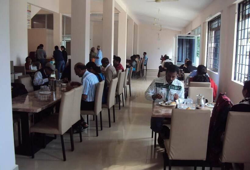 Kstdc Hotel Mayura Kauvery