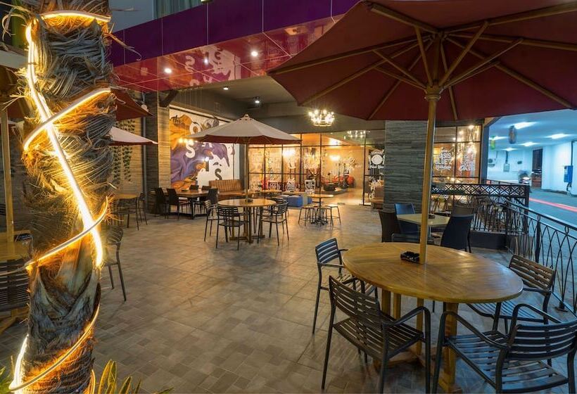 Novena Hotel By Azana