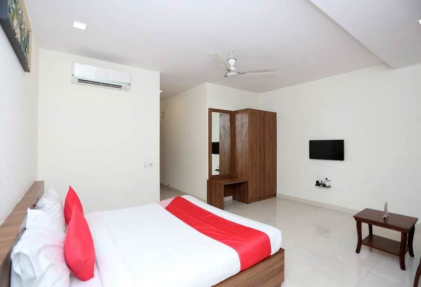 Oyo 30131 Hotel Ceremony- A Unit Of Nishuraj Resorts