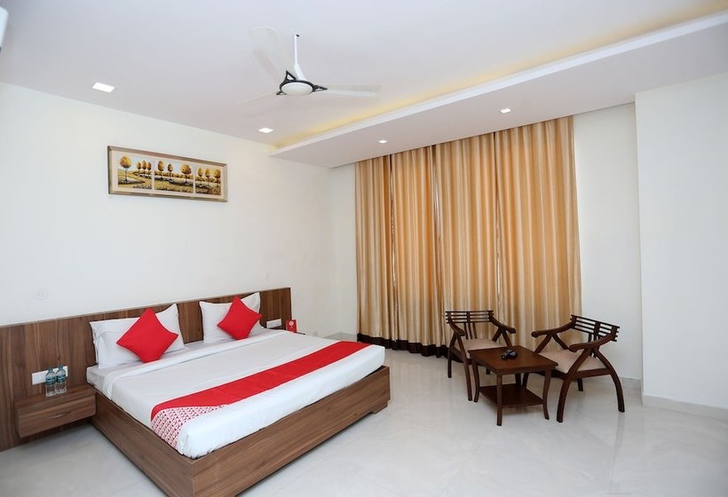 Oyo 30131 Hotel Ceremony- A Unit Of Nishuraj Resorts