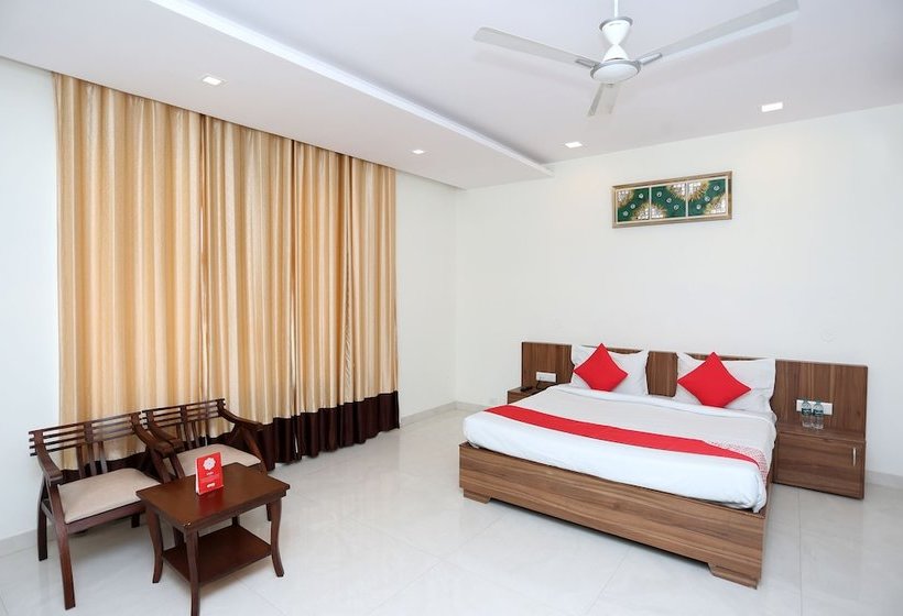 Oyo 30131 Hotel Ceremony- A Unit Of Nishuraj Resorts