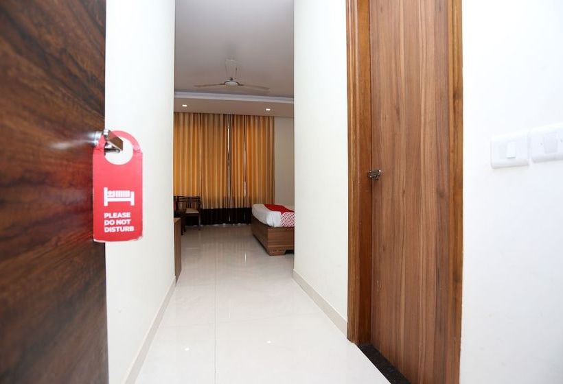 Oyo 30131 Hotel Ceremony- A Unit Of Nishuraj Resorts