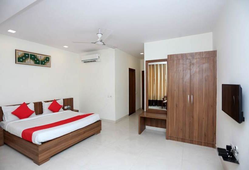 Oyo 30131 Hotel Ceremony- A Unit Of Nishuraj Resorts