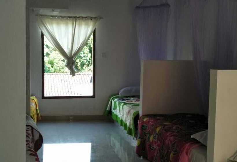 פנסיון Bali Sari Homestay