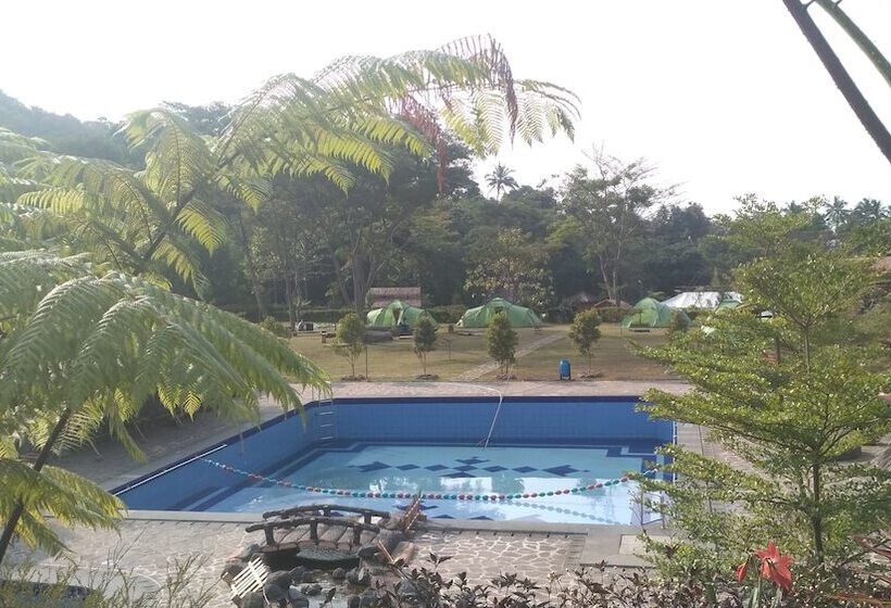 بنسيون Cipaniis Asri